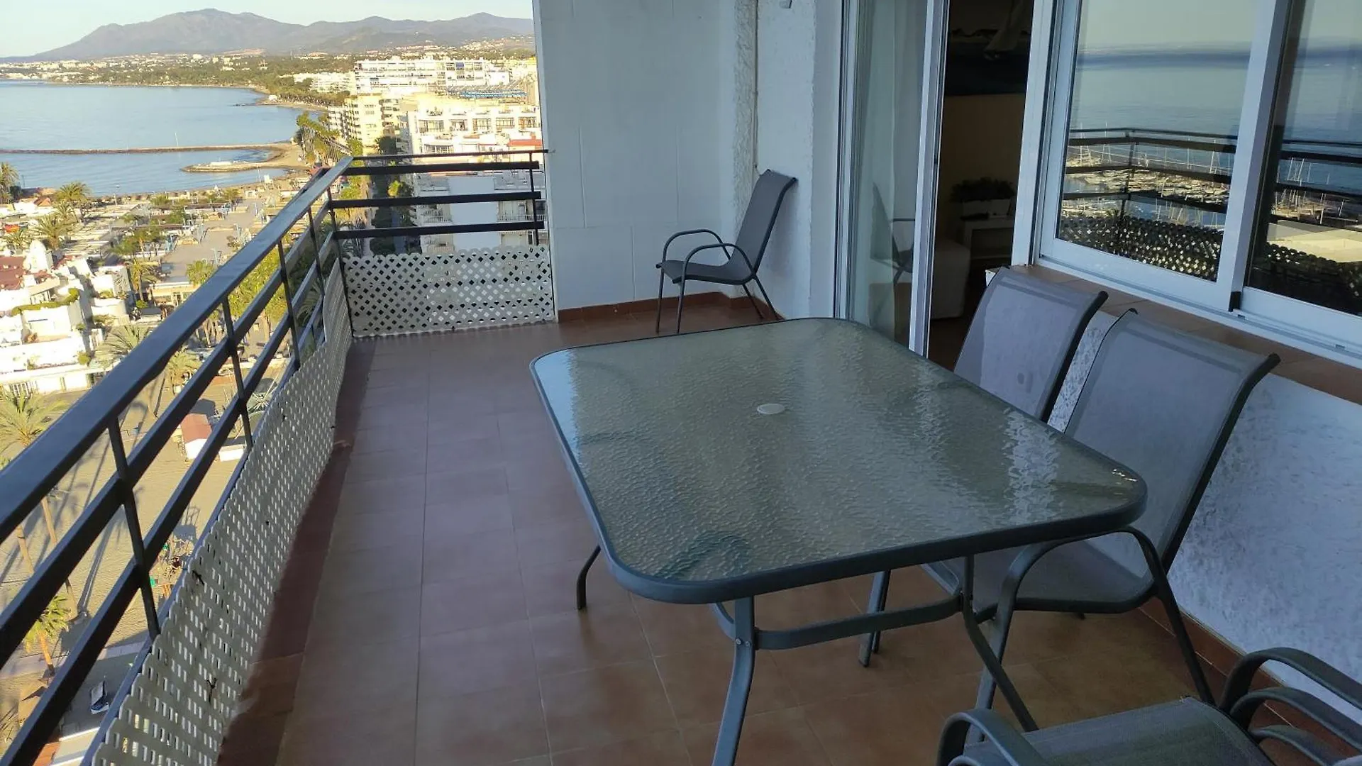 Apartment In Marbella First Line Beach Apto. 12-6 0*,
