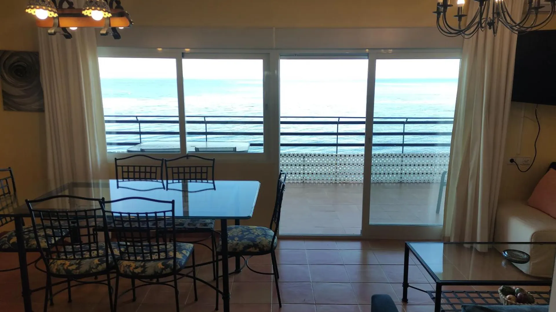 Apartment In Marbella First Line Beach Apto. 12-6